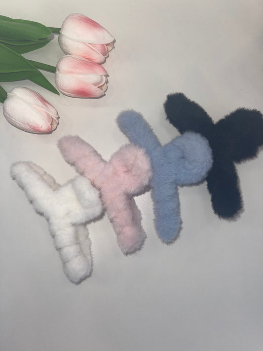 Flauschige Haarklammer